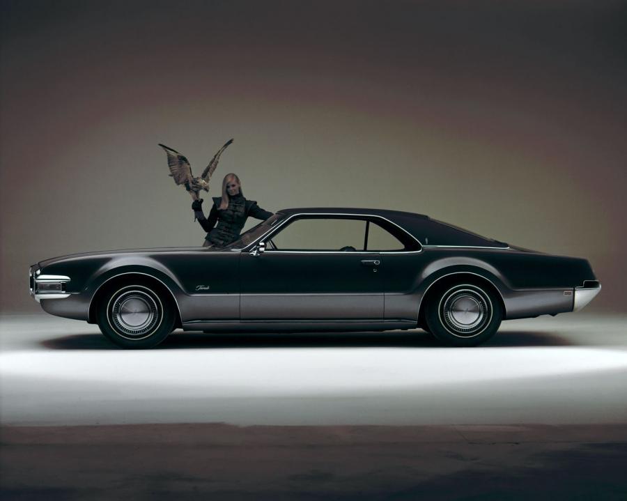  Oldsmobile Toronado (9487) 1968 года  (фото 2 из 18)